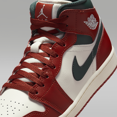 Air Jordan 1 Mid Erkek Ayakkabısı. Nike TR